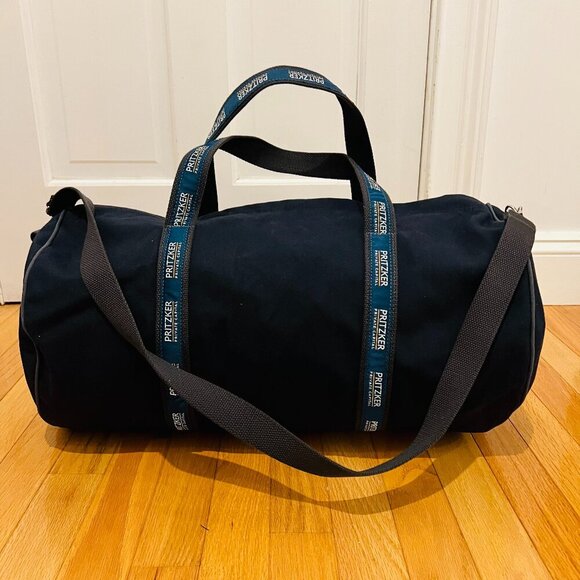 Pritzker Private Capital Banker Duffle Bag 21" NEW, Authentic VERY RARE~! - Picture 1 of 16